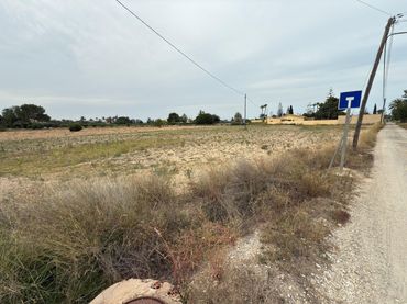 Terreny rústic en venda a Las Bayas