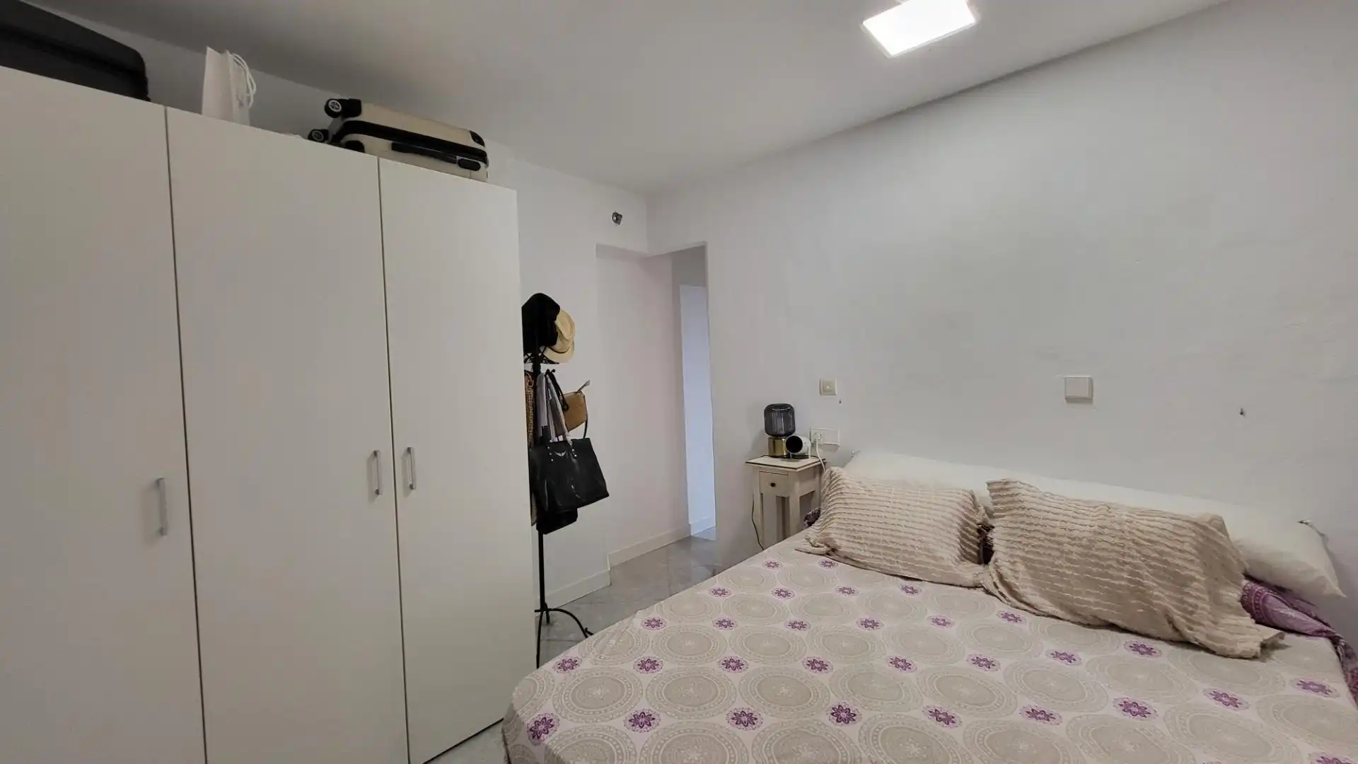Habitación de Apartamento en venta en Marbella con Aire acondicionado, Calefacción y Trastero
