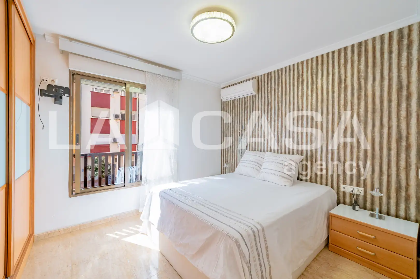 Habitación de Piso en venta en Valencia con Balcón