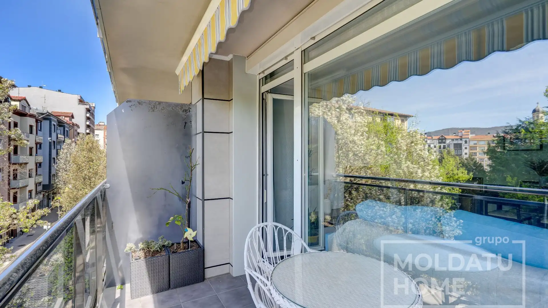 Terraza de Piso en venta en Irun  con Calefacción, Terraza y Trastero