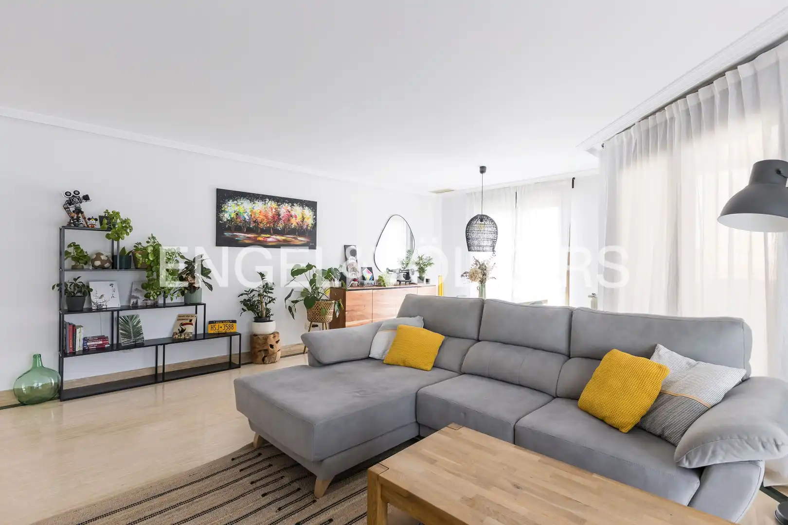 Sala d'estar de Pis en venda en Majadahonda amb Aire condicionat, Calefacció i Terrassa
