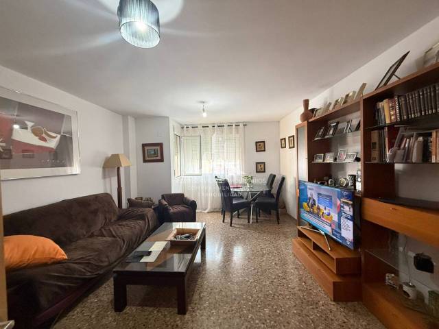 Piso en Venta en Calle Juan Sebastián Elcano en Sant Joan de Moró