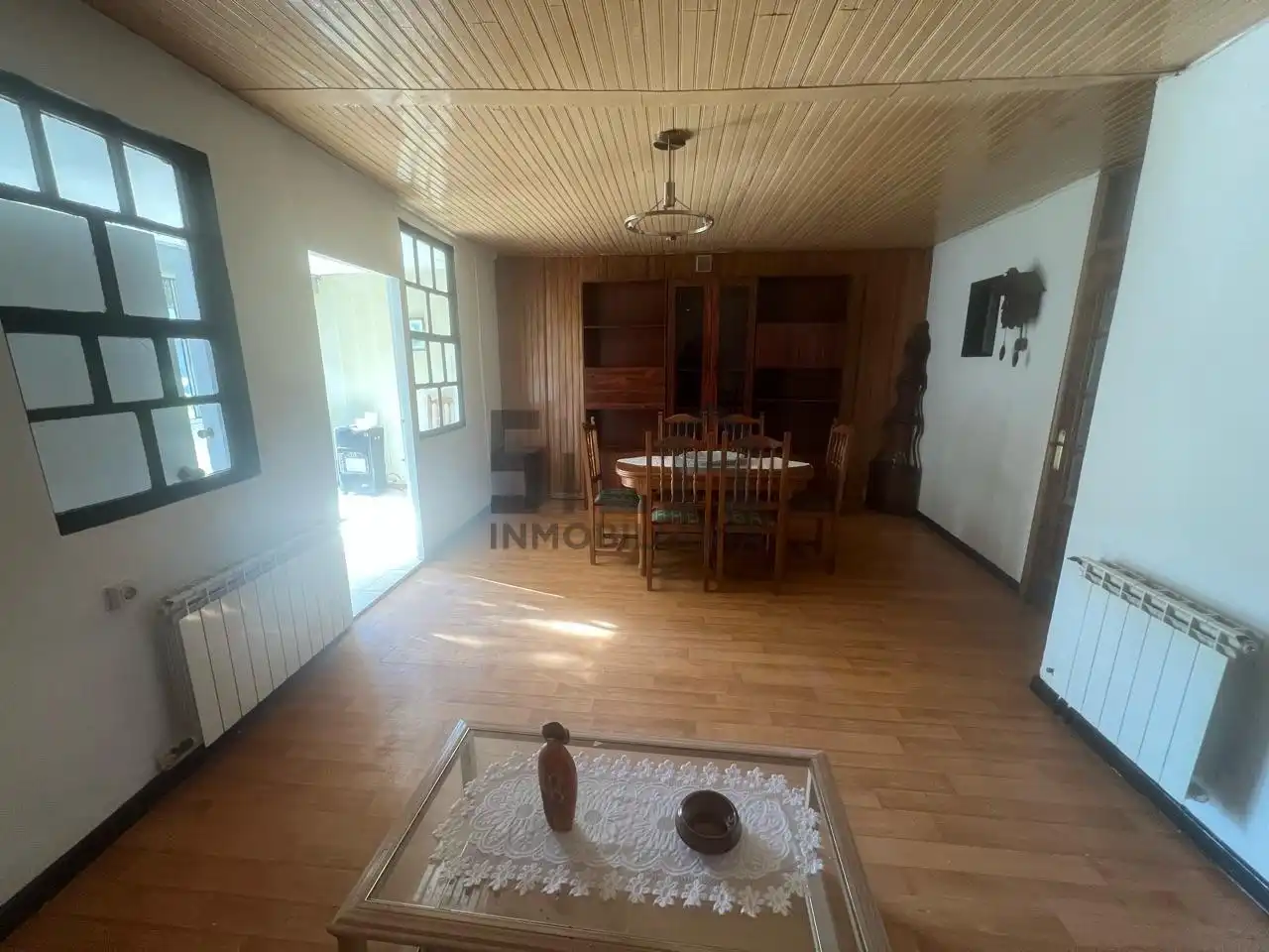 Menjador de Casa o xalet en venda en Coles amb Calefacció, Traster i Moblat