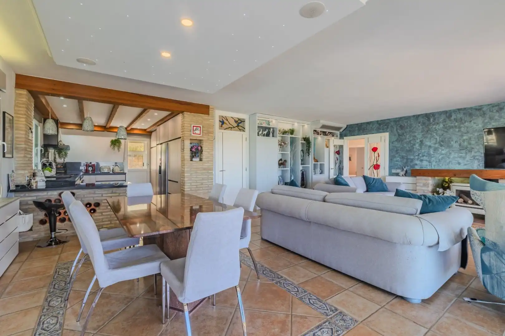 Sala d'estar de Finca rústica en venda en San Miguel de Salinas amb Aire condicionat, Calefacció i Jardí privat
