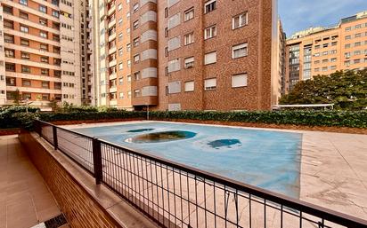 Swimming pool of Flat for sale in  Madrid Capital  with Swimming Pool