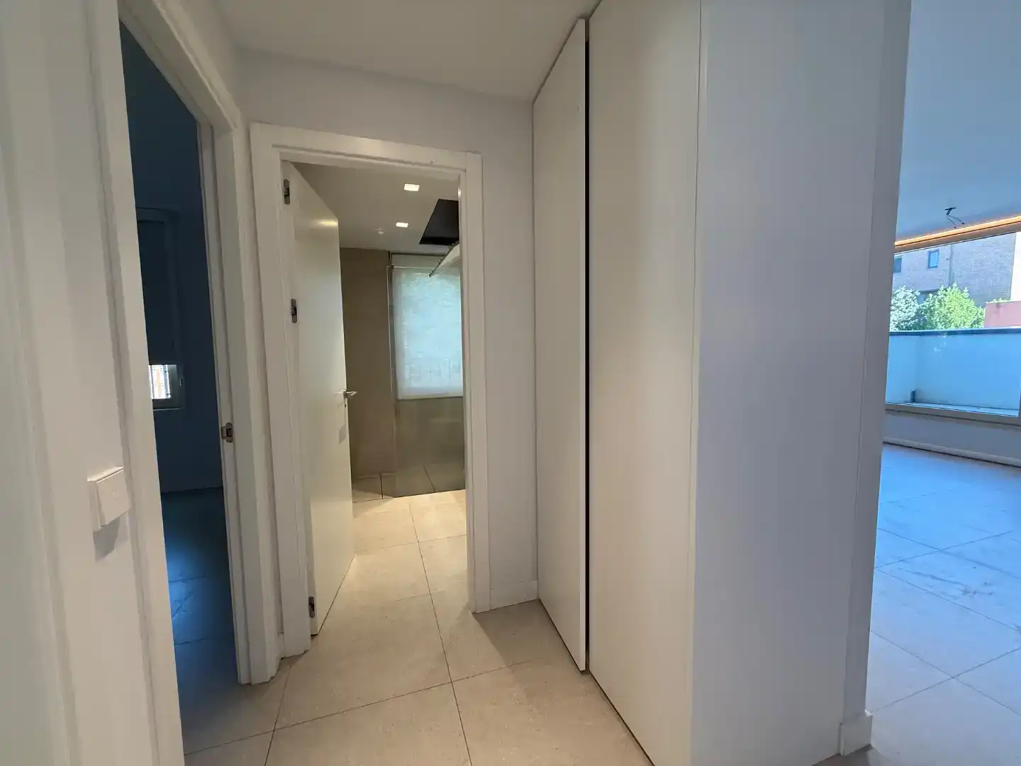 Wohnung zur Miete in  Madrid Capital mit Klimaanlage und Schwimmbad