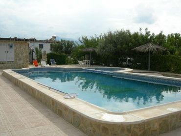 Casa con piscina en venta en Moratalla
