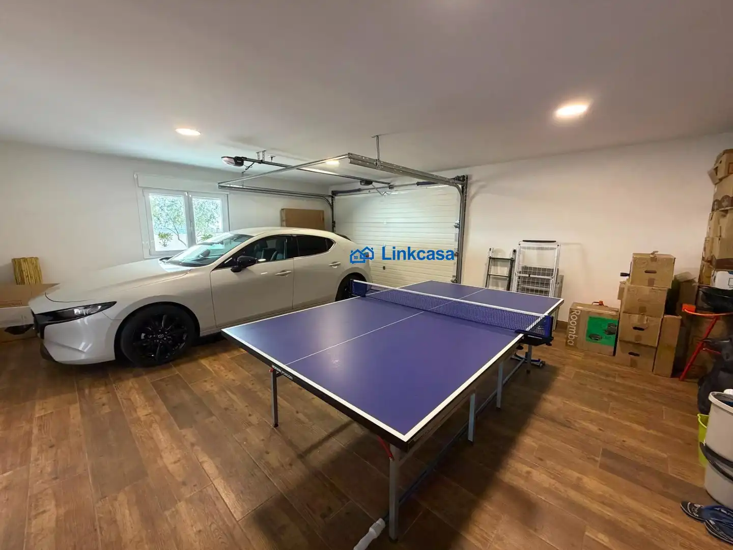 Parking de Casa o chalet en venta en Navas del Rey con Calefacción, Jardín privado y Terraza