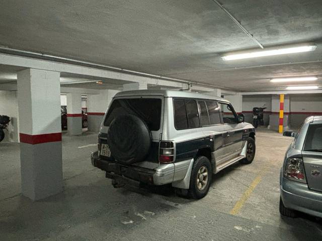 Garaje en Alquiler en Carrer del Bisbe Gonyalons, 37 en Avinguda Menorca - Sínia Costabella