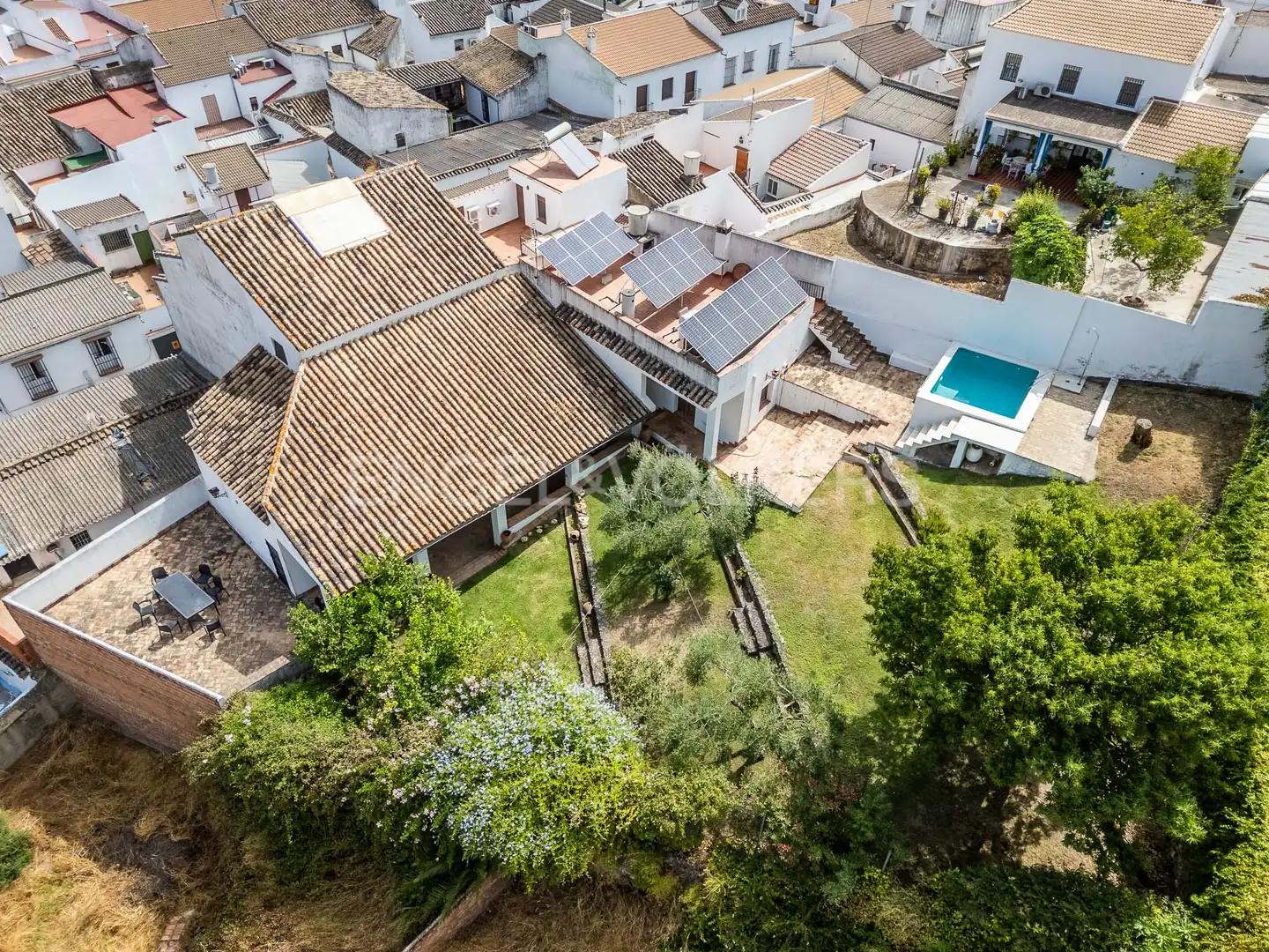 Vista exterior de Casa o xalet en venda en La Puebla de los Infantes amb Aire condicionat, Calefacció i Jardí privat