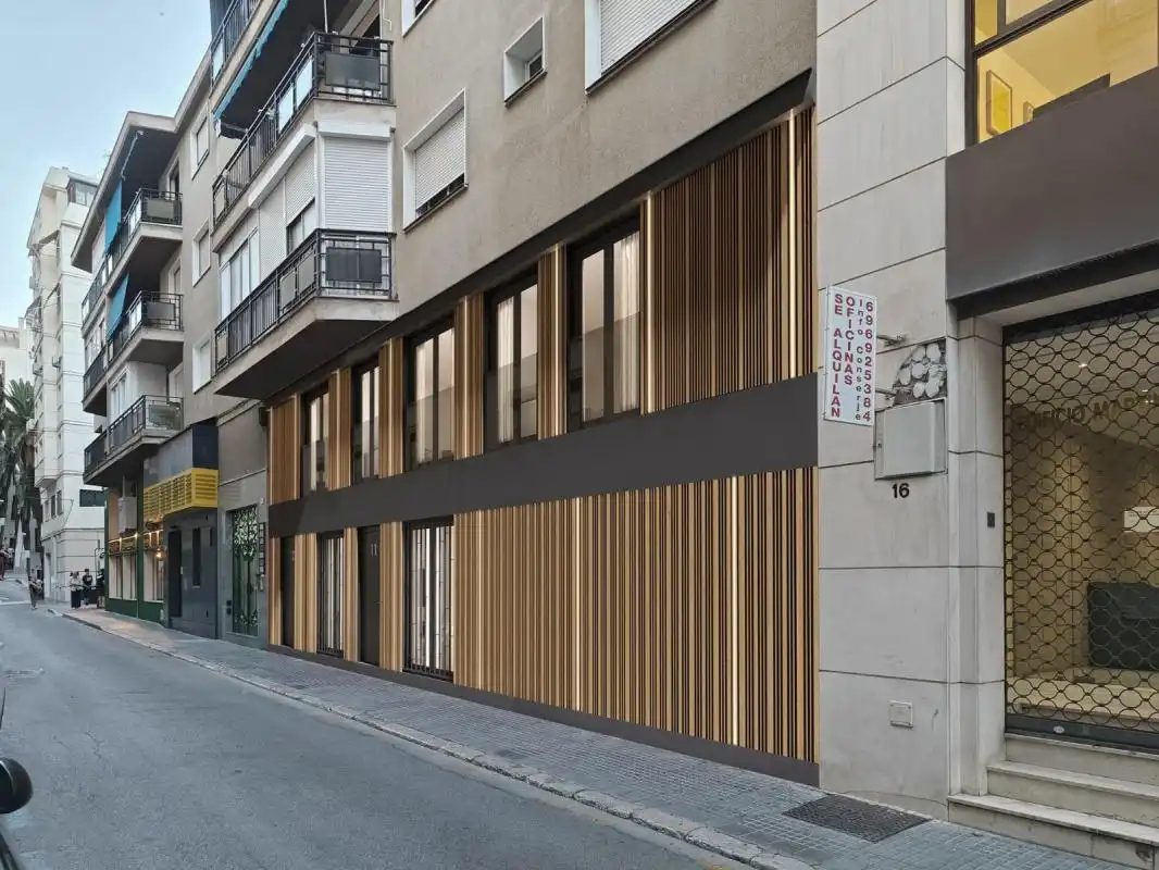 Vista exterior de Edifici en venda en Málaga Capital