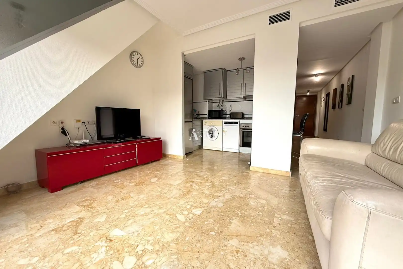 Living room of Flat for rent in Torrevieja  with Air Conditioner, Heating and Terrace