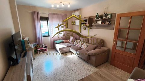 Foto 2 de Casa adosada en venda a Ronda de Andalucía, Capuchinos - Los Olivos, Vélez-Málaga