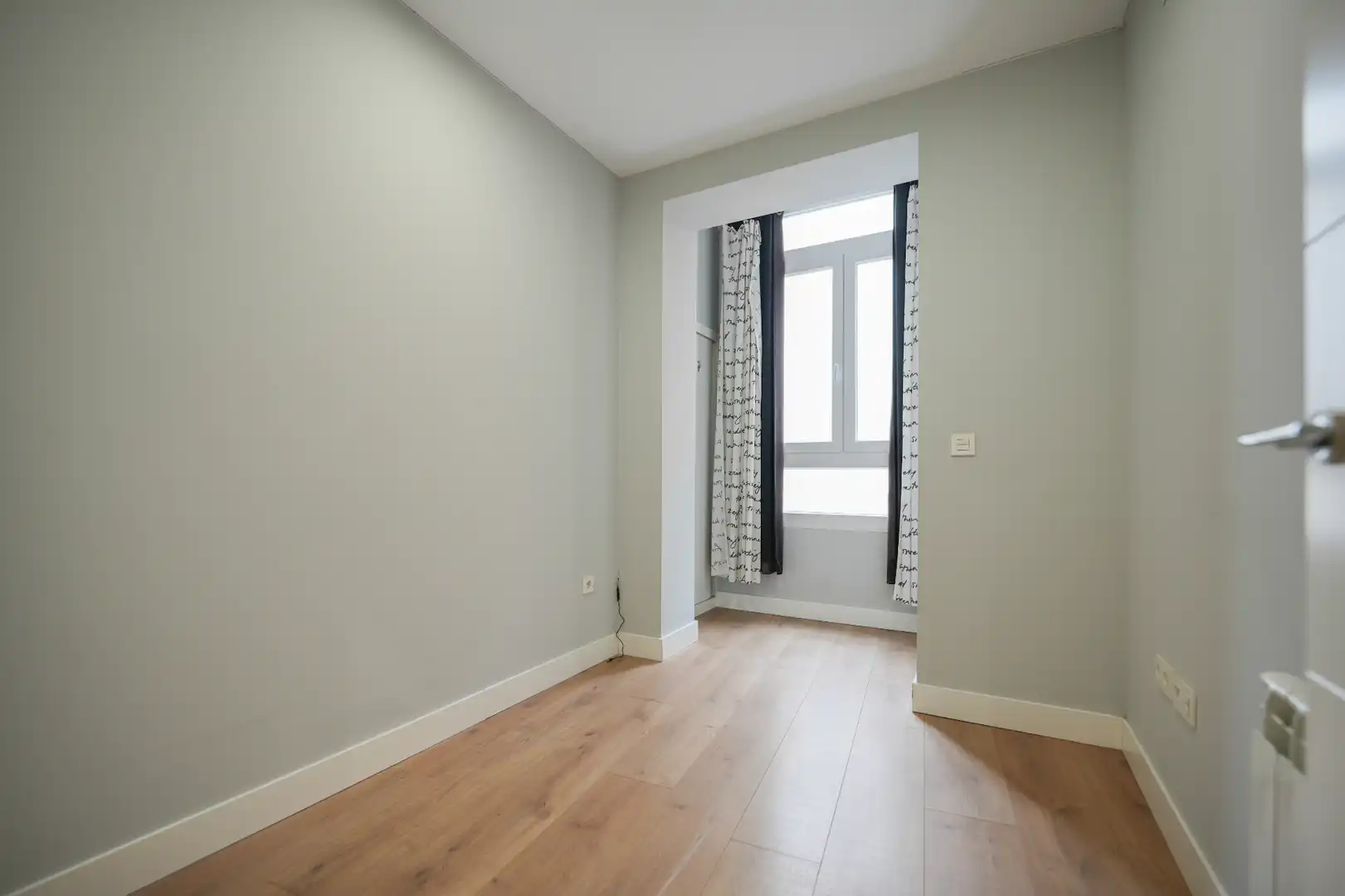Schlafzimmer von Wohnung zum Verkauf in Valladolid mit Heizung, Parkett und Ofen