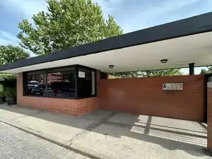 Vista exterior de Pis en venda en Pozuelo de Alarcón amb Traster, Alarma i Piscina comunitària