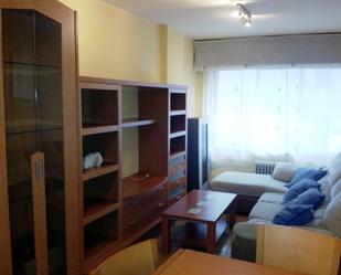 Sala d'estar de Pis de lloguer en Santiago de Compostela  amb Moblat