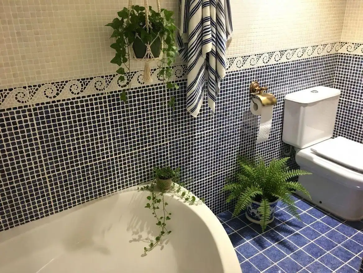 Bathroom of Attic for sale in Silla  with Air Conditioner, Heating and Parquet flooring