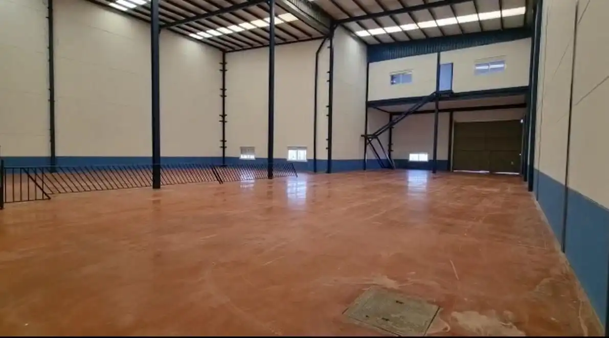 Nave industrial en alquiler en TO-2437, imagen 2