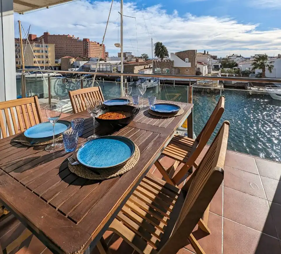 Appartement avec piscine à vendre à Carrer Cap Blanc