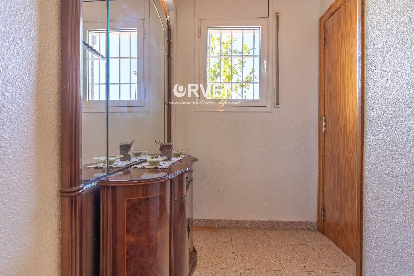 Einfamilien-Reihenhaus zum Verkauf in Tarragona mit Klimaanlage, Heizung und Terrasse
