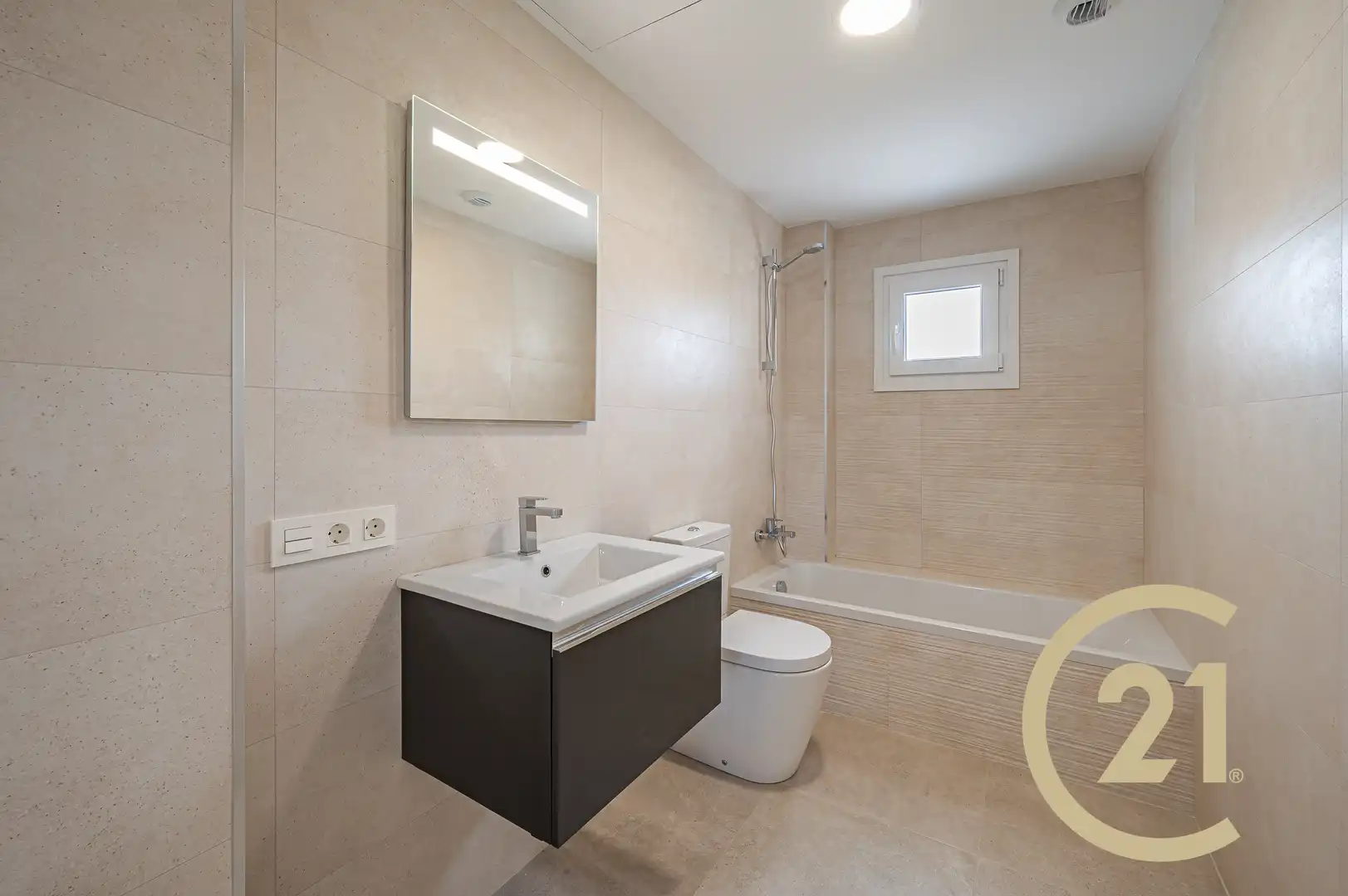 Bathroom of Houses for sale in Viñuela  with Heating, Private garden and Terrace