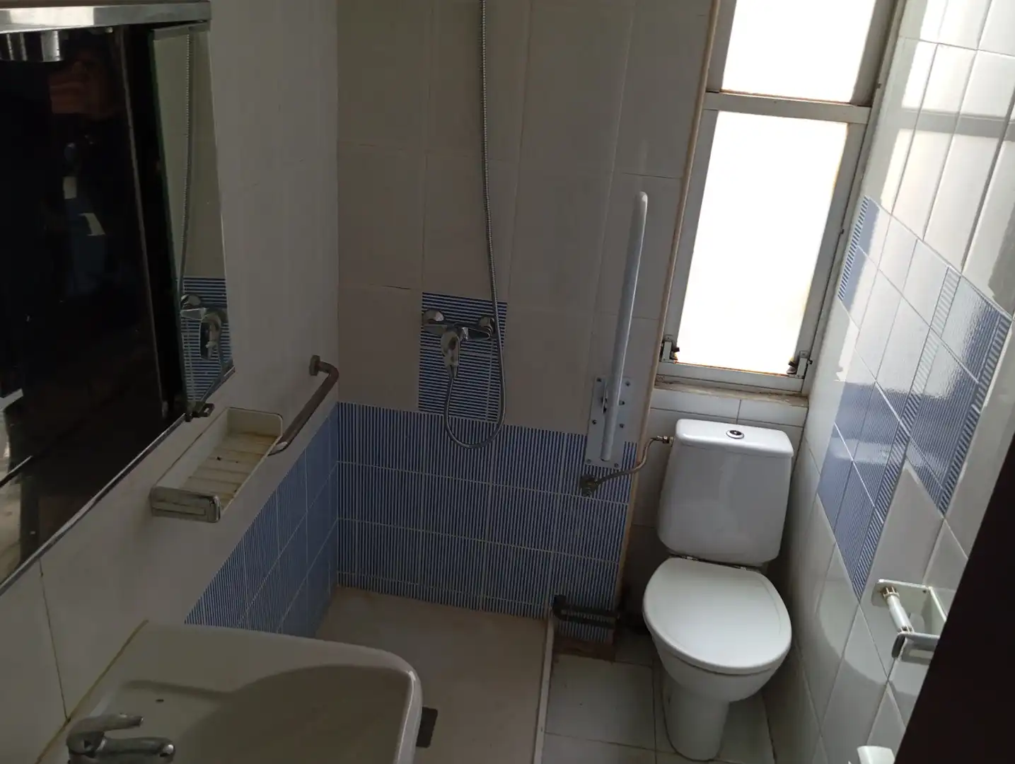 Baño de Piso en venta en  Logroño con Calefacción y Trastero