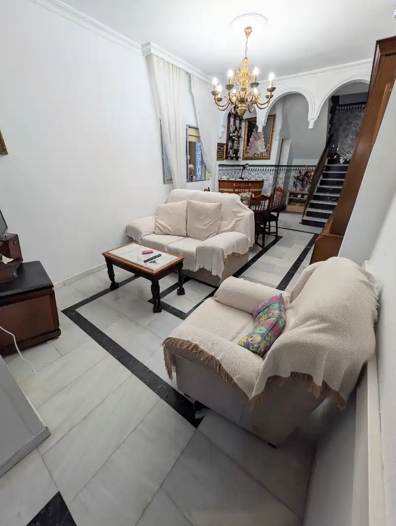 Houses for sale in Sevilla, Sevilla