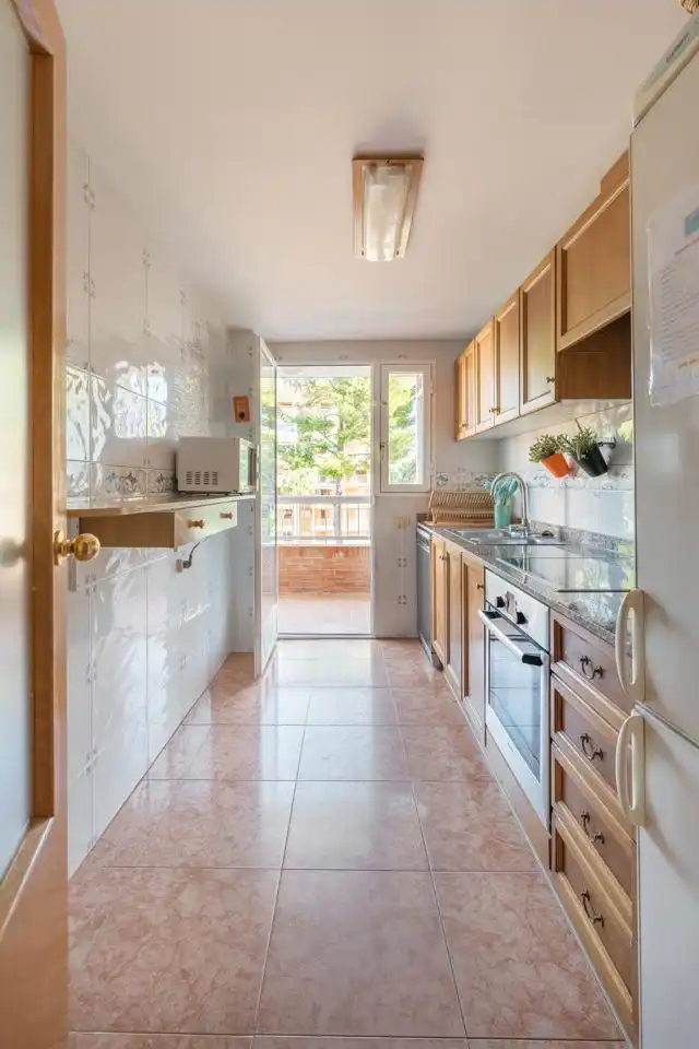 Apartment with pool to rent in calle Conde Bau, imagen 10