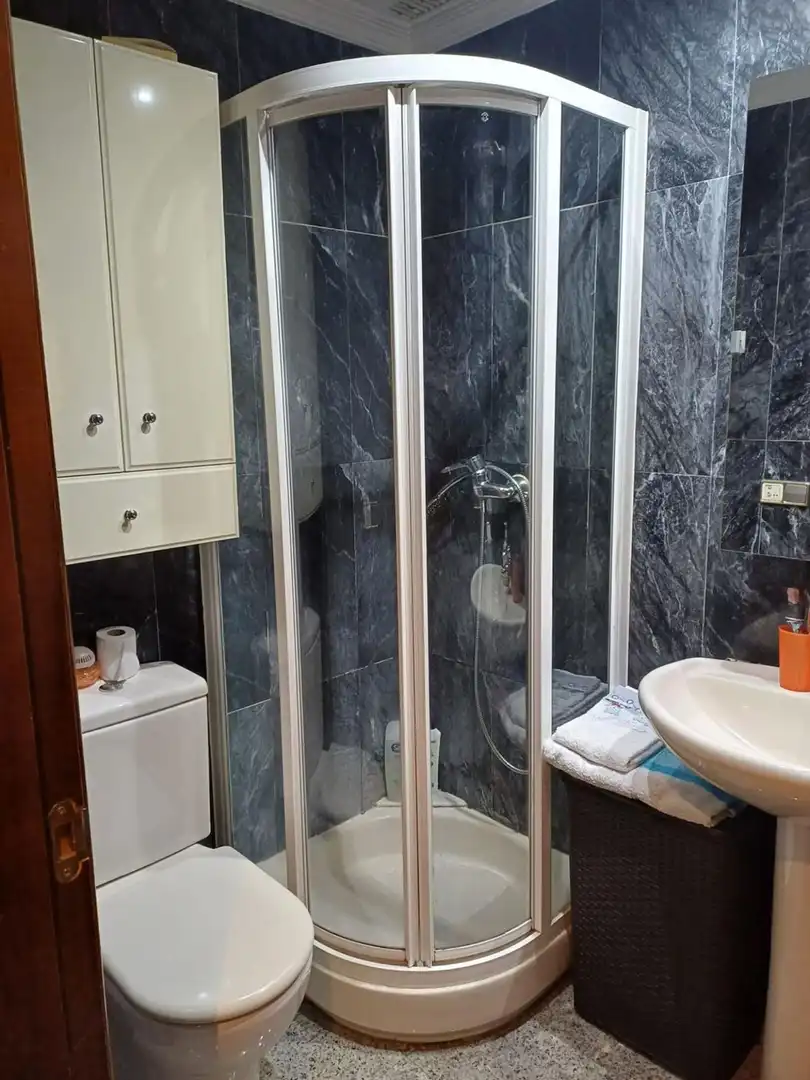 Badezimmer von Wohnung zum Verkauf in Salamanca mit Abstellraum