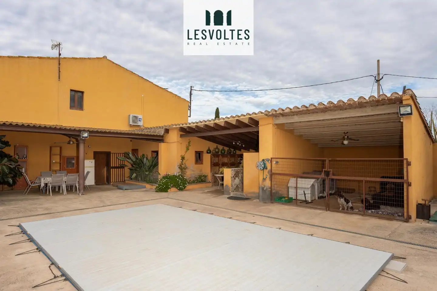 Casa o chalet en venta en Verges con Aire acondicionado, Jardín privado y Parquet