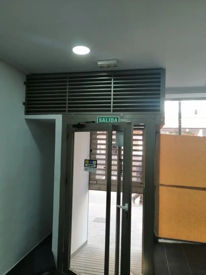 Local comercial en venda a Calle Hermanos Jiménez, imagen 13
