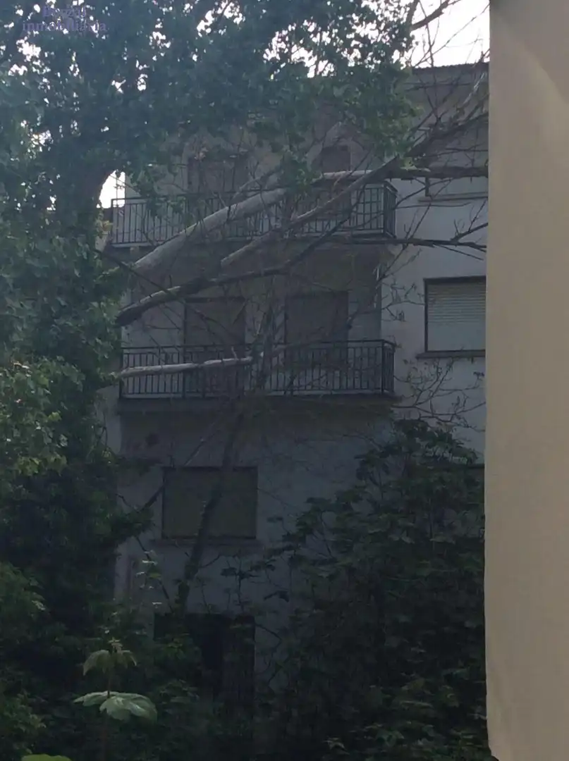 Vista exterior de Casa o xalet en venda en Baños de Ebro / Mañueta amb Terrassa, Traster i Balcó