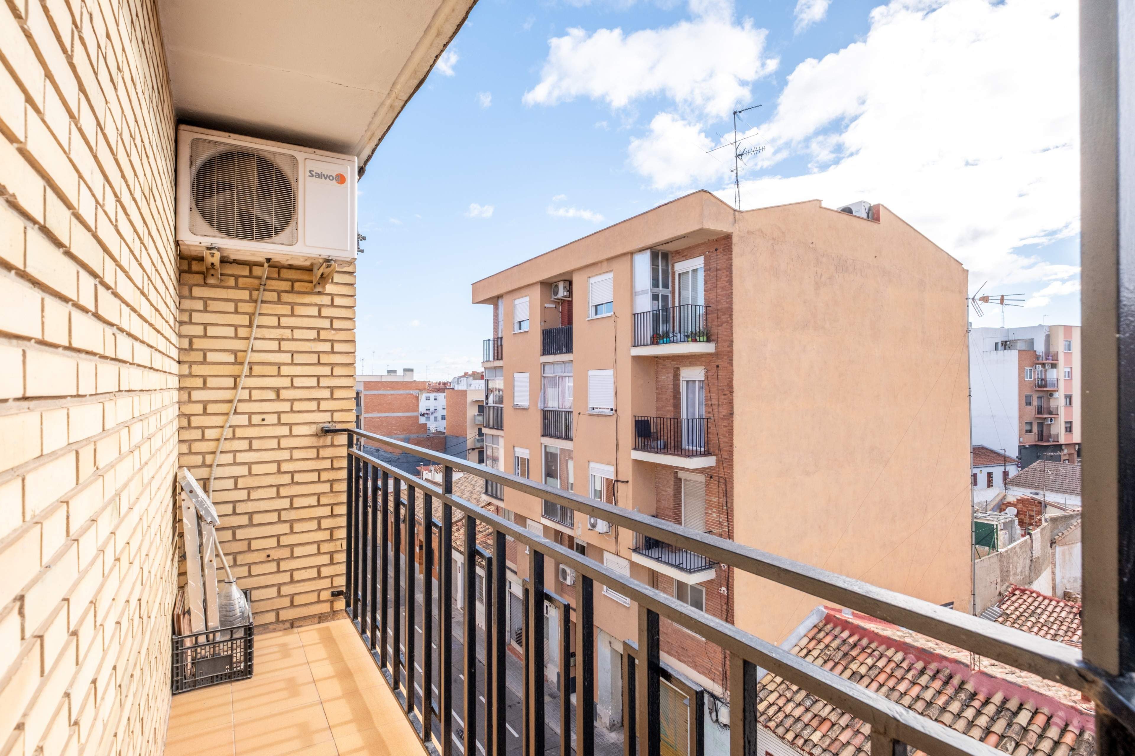 Balcony of Flat for sale in  Zaragoza Capital  with Air Conditioner, Heating and Terrace