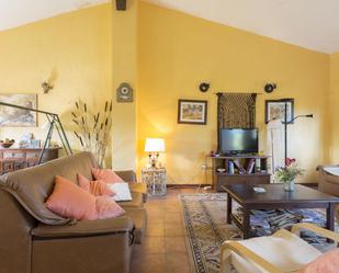 Sala d'estar de Finca rústica en venda en Figueres