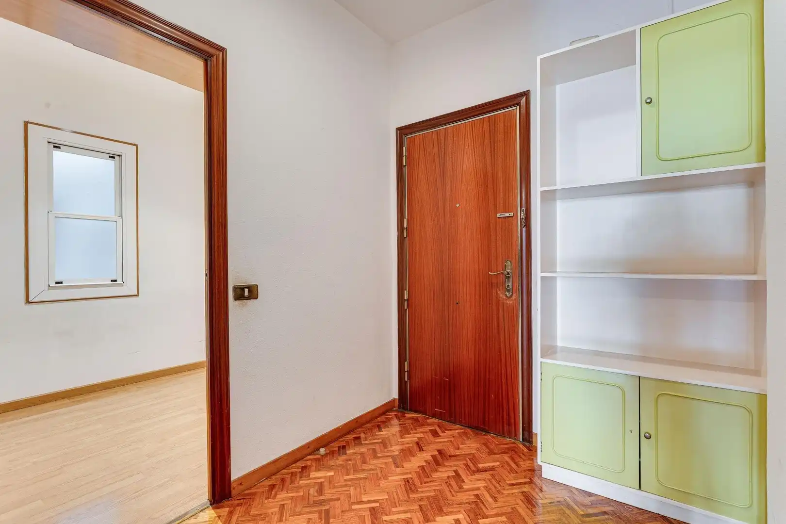 Piso en venta en Barcelona con Alarma
