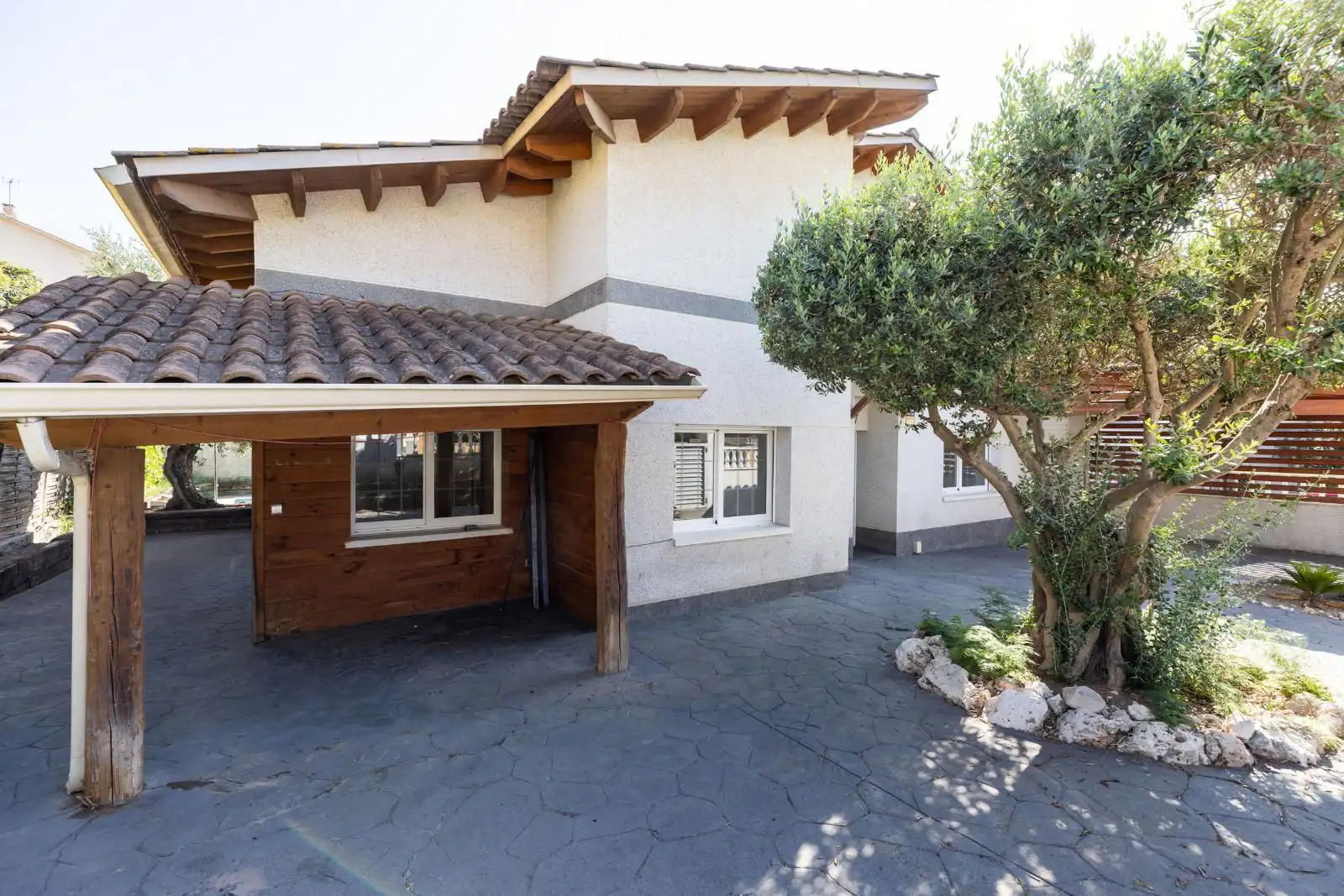 Vista exterior de Casa o xalet en venda en Lliçà d'Amunt amb Aire condicionat, Calefacció i Jardí privat