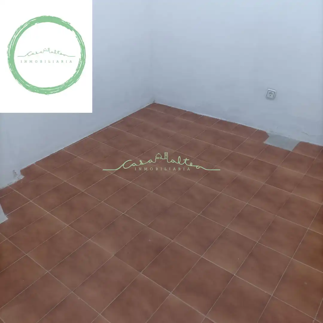 Gewerbefläche zum Verkauf in Partida cap negret, imagen 11