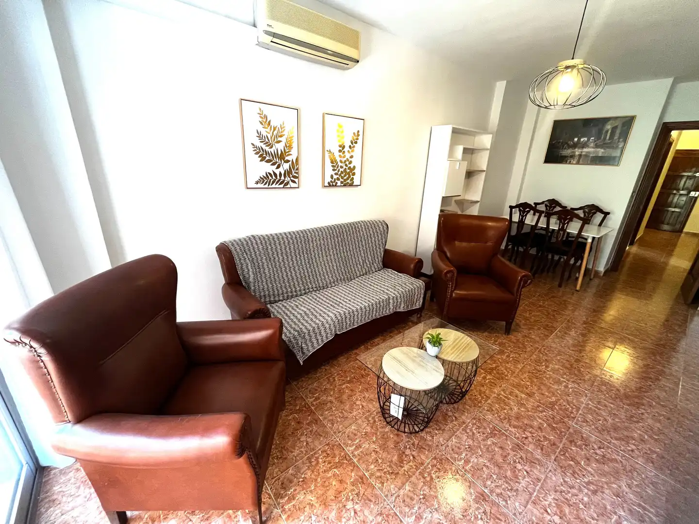 Sala de estar de Piso de alquiler en Granada con Aire acondicionado, Terraza y Amueblado