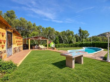 Maison avec piscine à vendre à calle Montseny