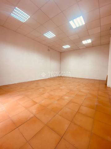 Local comercial en Venta en El Plantinar – Avda. La Paz - El Juncal