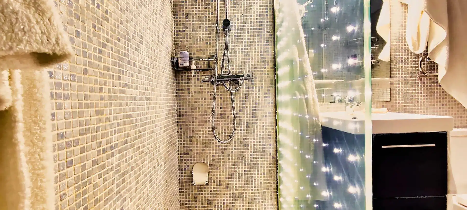 Badezimmer von Wohnung zum Verkauf in San Sebastián de los Reyes mit Klimaanlage, Heizung und Terrasse