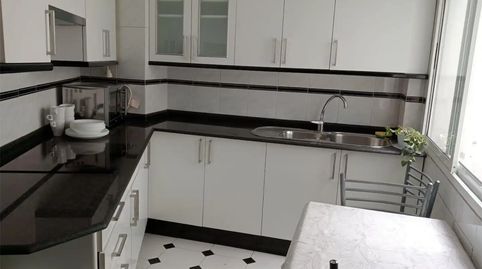 Foto 3 von Wohnung zur Miete in Rúa Honduras, 16, Los Rosales, A Coruña Capital