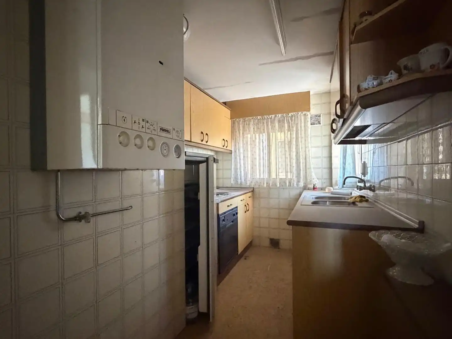 Kitchen of Flat for sale in Aguilafuente  with Heating
