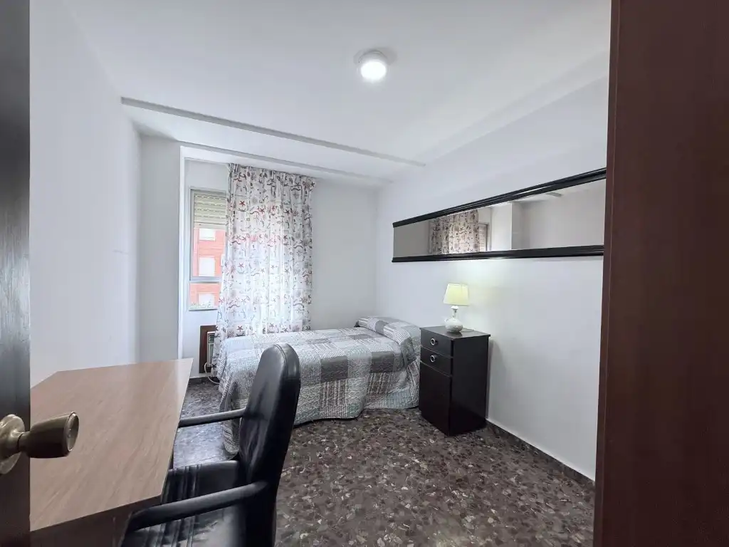 Bedroom of Flat for sale in Córdoba