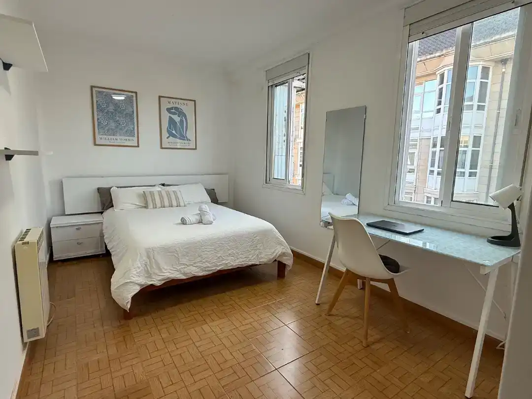 Schlafzimmer von Wohnung zur Miete in Ferrol