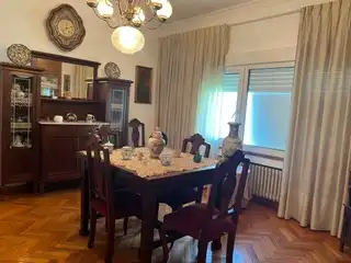 Menjador de Casa o xalet en venda en Pontevedra Capital  amb Calefacció, Traster i Moblat