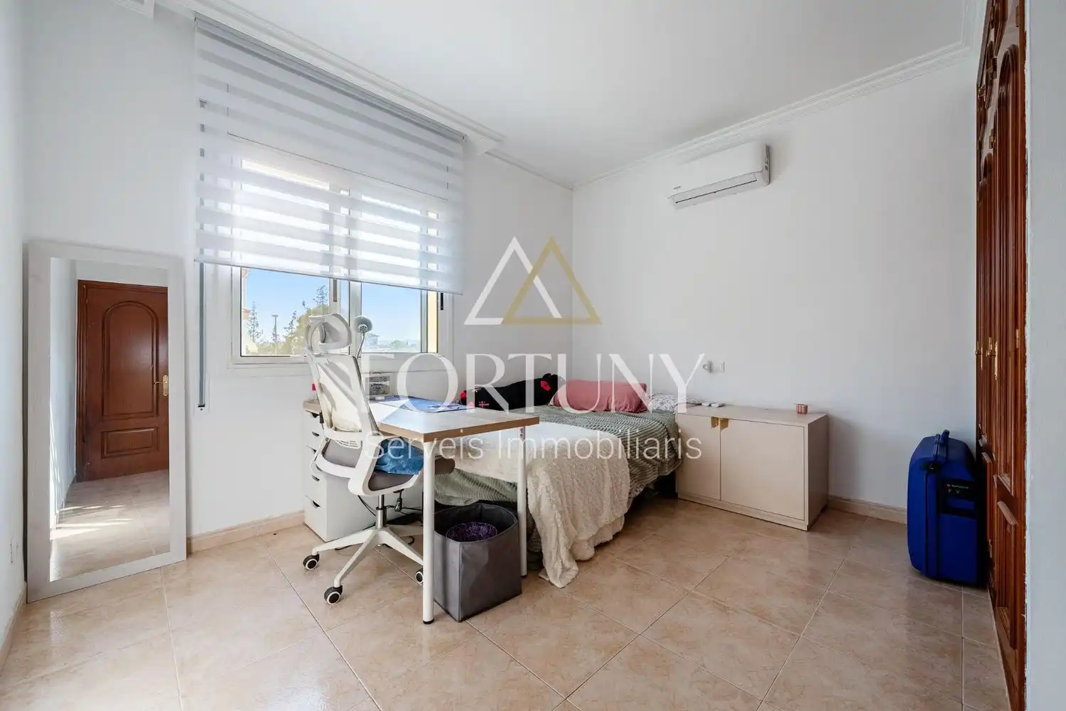 Dormitori de Casa o xalet en venda en Reus amb Aire condicionat i Balcó