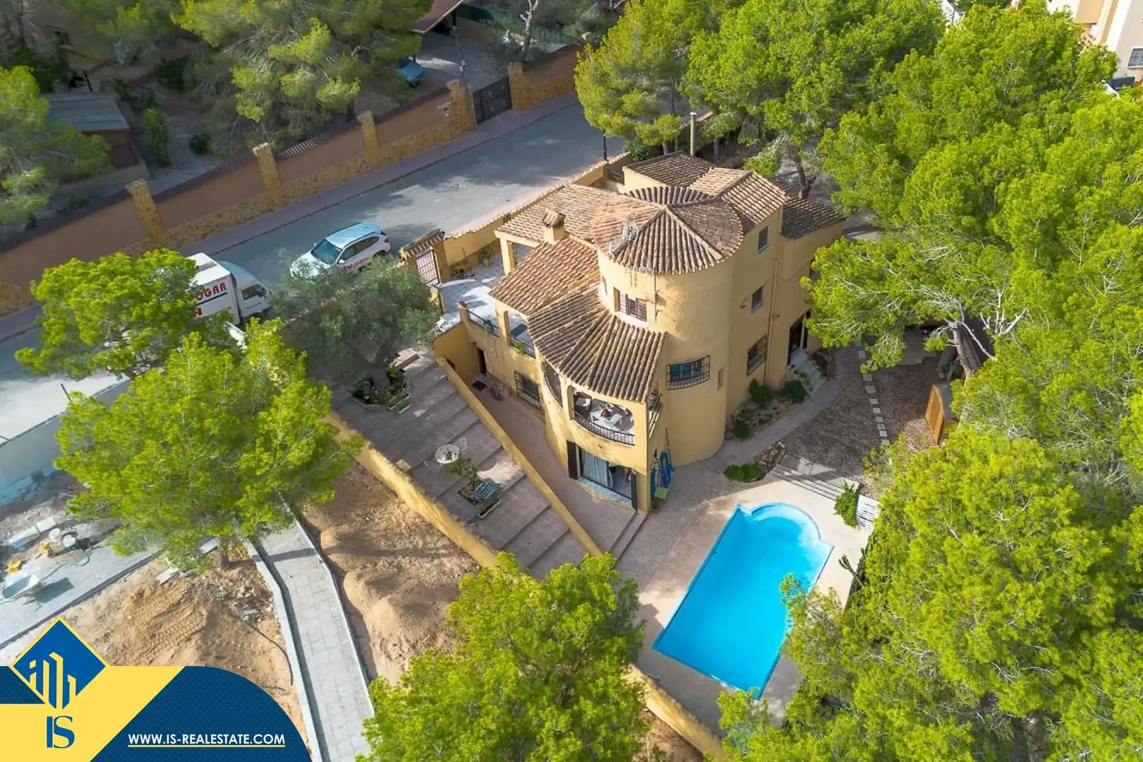 Villa mit Garten zum Verkauf in Orihuela Costa
