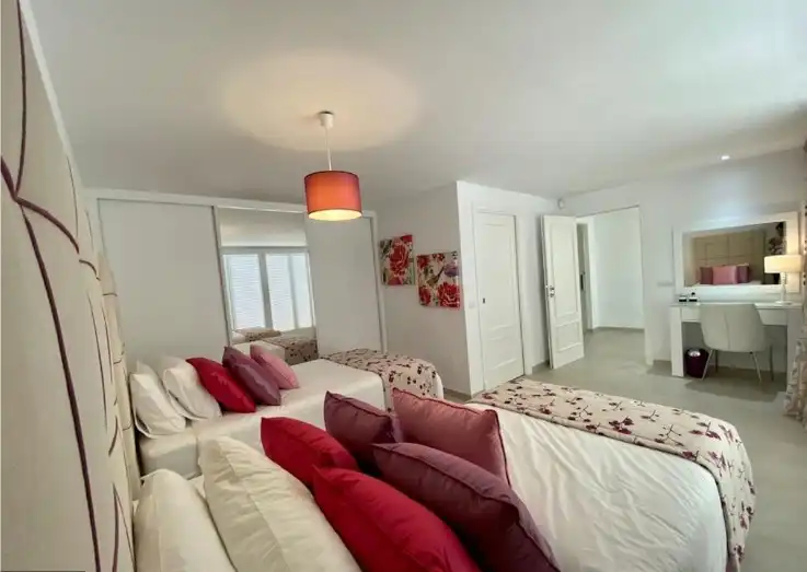 Dormitori de Dúplex en venda en Marbella amb Aire condicionat, Calefacció i Parquet