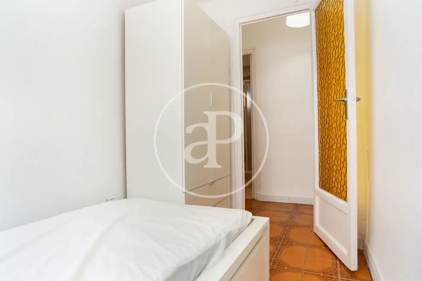 Habitación de Piso de alquiler en Valencia con Calefacción y Amueblado